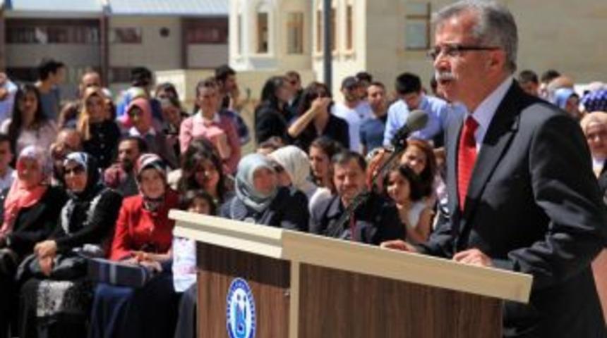 Prof. Dr. Recep Bircan'dan Bayburt &Uuml;niversitesi'ne Ziyaret