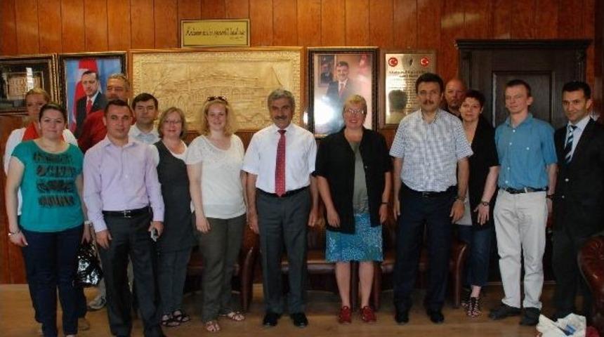 Başkan &Ccedil;i&ccedil;ek, Almanya'dan Gelen Heyeti Kabul Etti