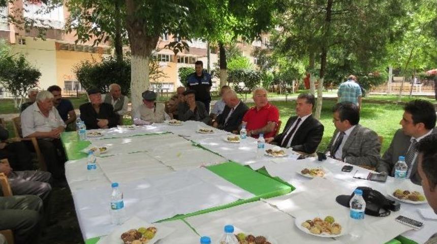 Emniyet M&uuml;d&uuml;r&uuml; Ayg&uuml;n&rsquo;den Mahalle Sohbeti