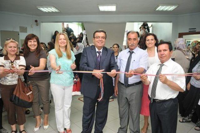 Nil&uuml;ferli Kadınların Sertifika Sevinci 1