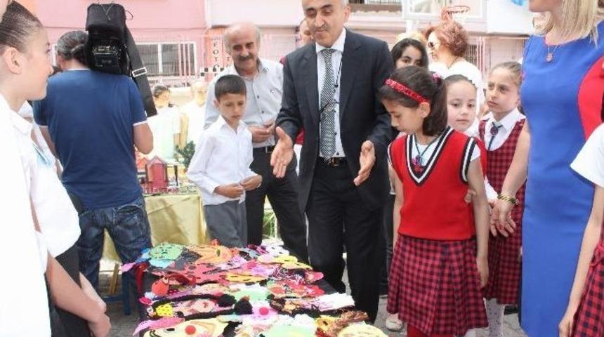 &Ouml;ğrencilerin Sergisi B&uuml;y&uuml;k İlgi G&ouml;rd&uuml;