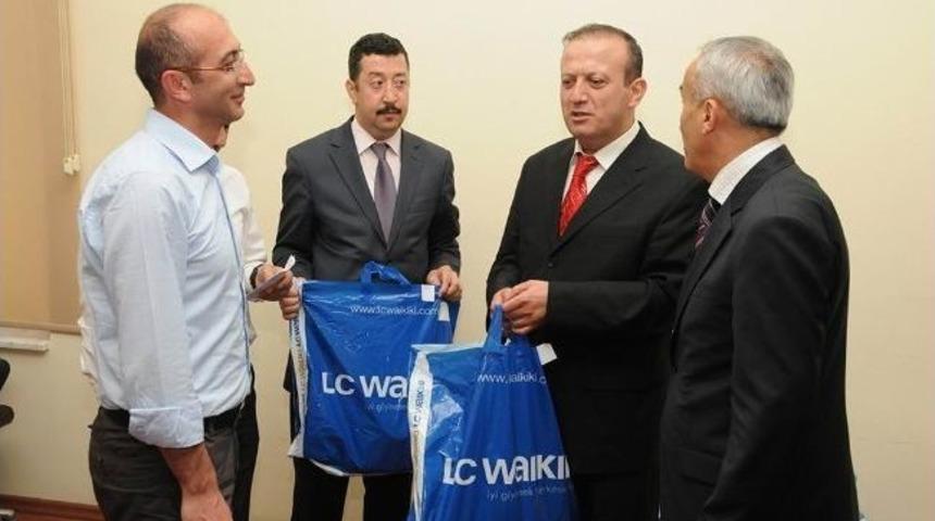 &Ouml;ğrencilere Giysi Yardımı