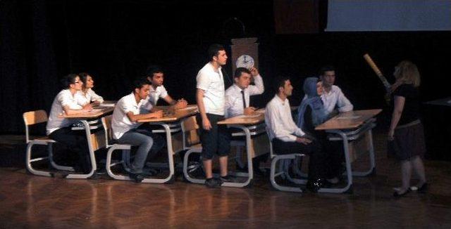 &ldquo;&ouml;ğretmen Canım Benim Canım Benim&rdquo; Tiyatro G&ouml;sterisi 3