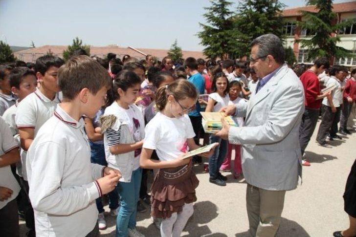 Öğrenci Ve Veliler Birlikte Kitap Okudular G1