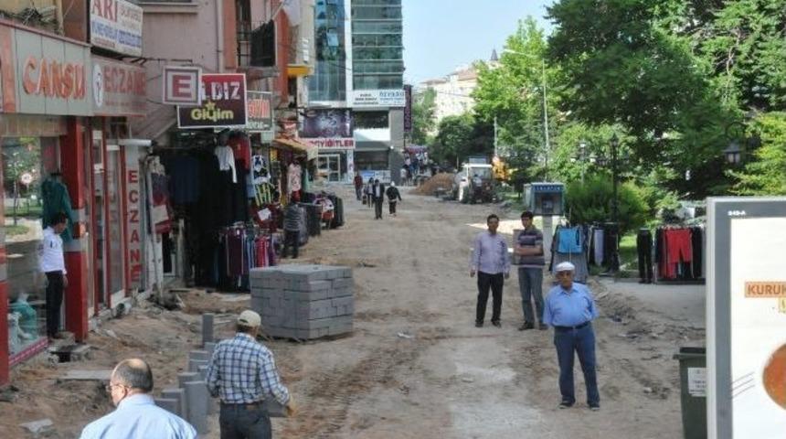 Yeni Çarşı Yeni Yüzüne Hazırlanıyor