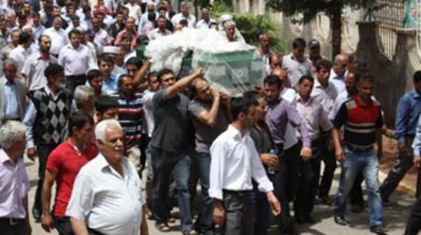 Adıyaman, kazada ölen 10 kadına ağlıyor