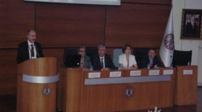 İletişim Fak&uuml;ltesi Dekanları Erzurum&rsquo;da Toplandı