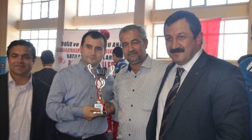 Esenlik Malatya Belediyespor Kick Boks Takımı B&ouml;lge Şampiyonu Oldu