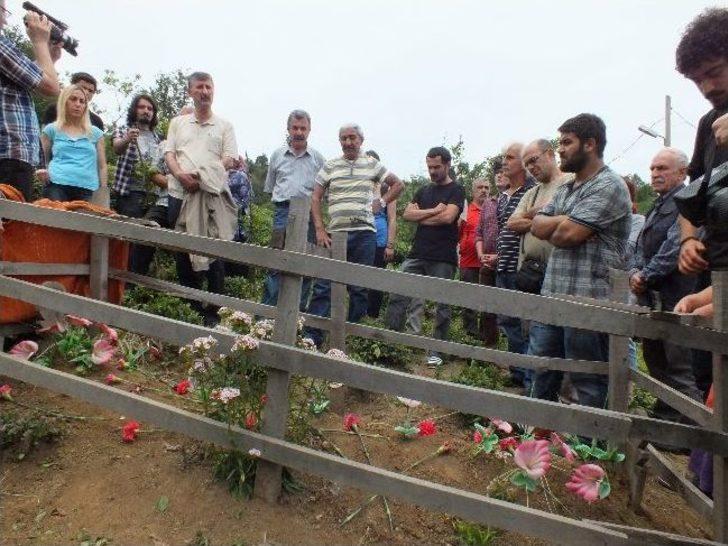 Çayan Birben Rize’deki Mezarı Başında Anıldı G4
