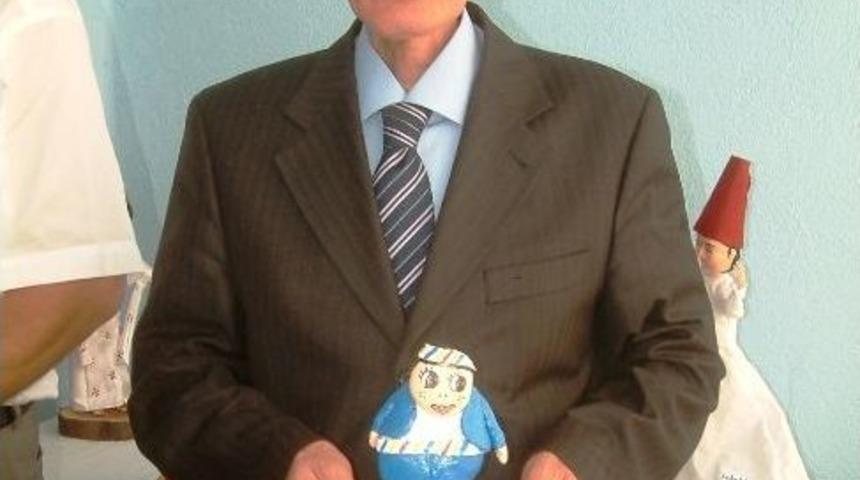 Burhaniye&rsquo;de El Emeği Taş Bebekler Alıcı Bekliyor