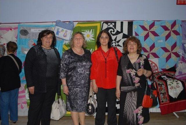 Kursiyerlerin Karma Sergisi B&uuml;y&uuml;k İlgi G&ouml;rd&uuml; 1