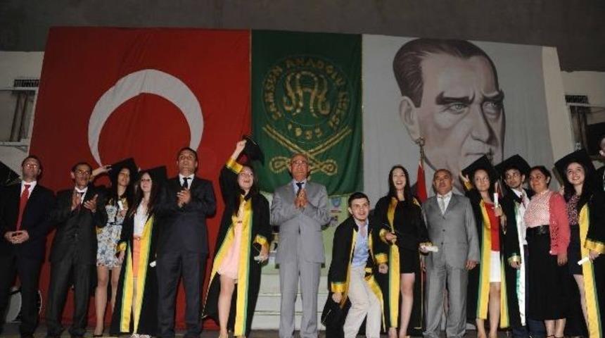 Başkan Yılmaz, Anadolu Lisesi Mezuniyet T&ouml;renine Katıldı