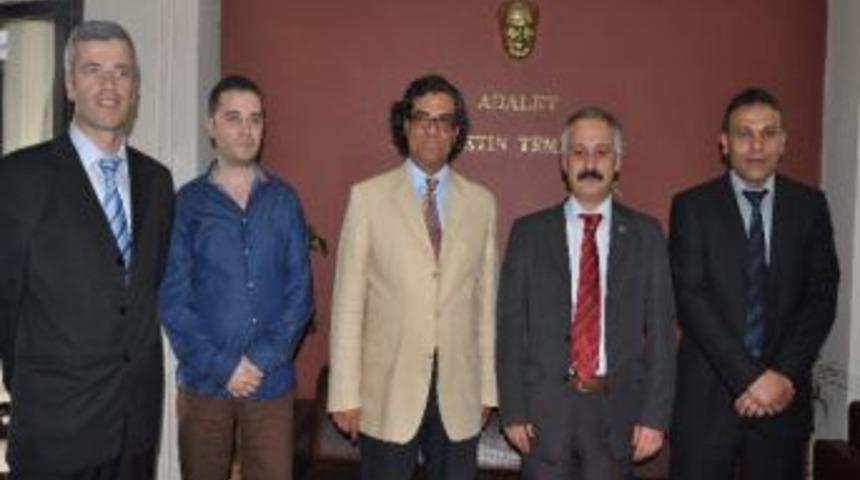 Bes, Barodan Grev İ&ccedil;in Destek İstedi