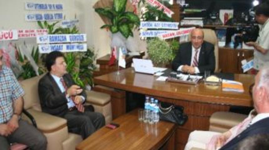 M&uuml;siad Elazığ Şube Y&ouml;neticilerinden Ak Parti&rsquo;ye Ziyaret