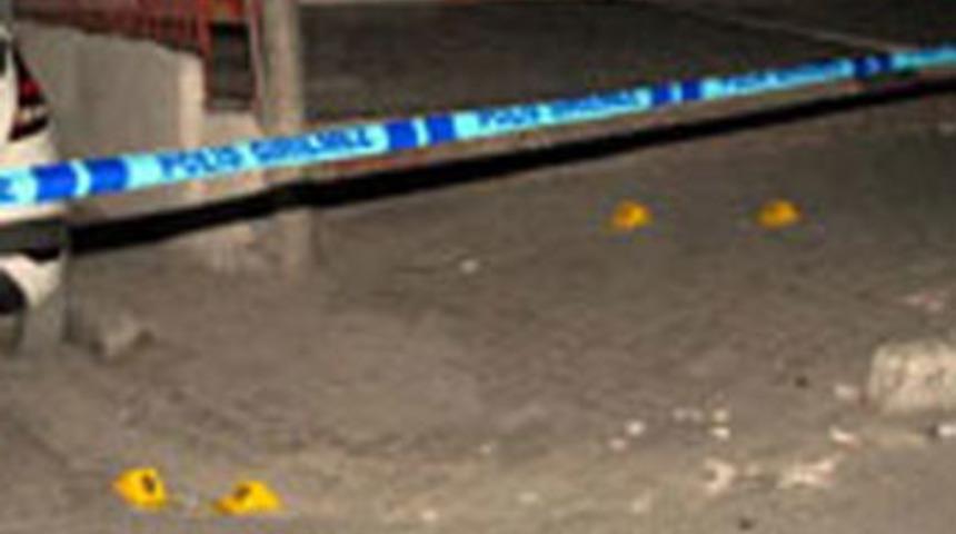 İstanbul'da silahlı &ccedil;atışma!