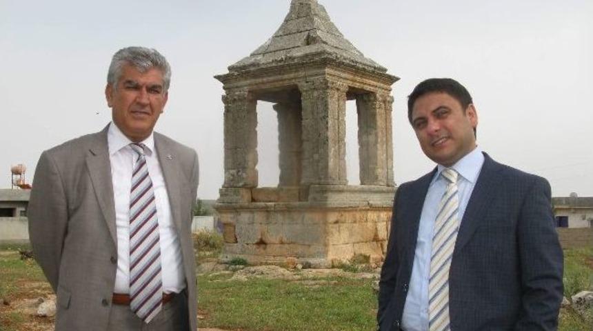 Aykanat Ve Şahin Araban'ın Tarihi Mekanları İnceledi