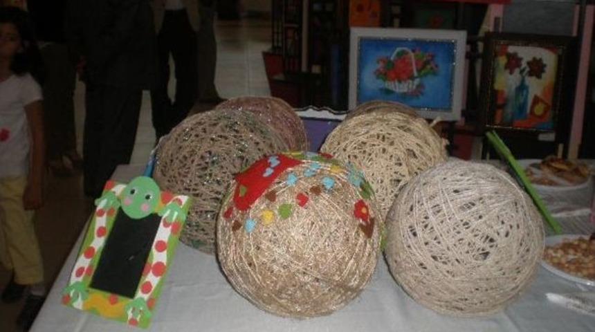 Bir Yıllık Emeklerini Sergilediler