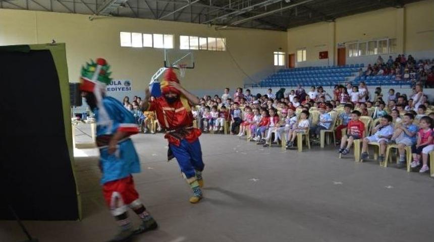 Minikler G&ouml;lge Tiyatrosu İle Eğlendi