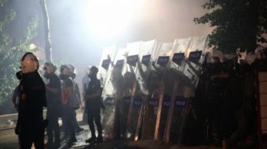 Gezi Parkı'ndaki N&ouml;bete Gazlı M&uuml;dahale