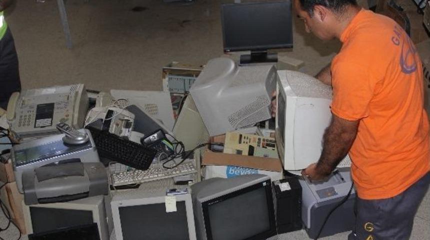 Gatab Elektronik Atıkları Da Topluyor