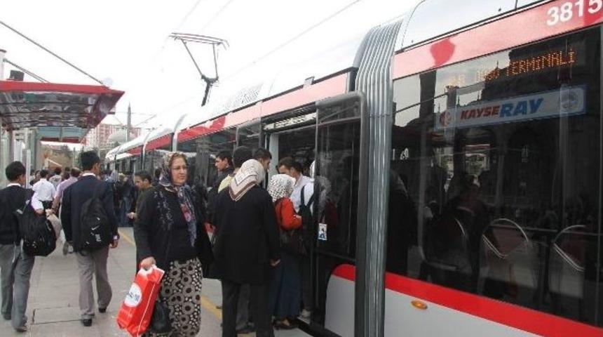 T&uuml;rkiye'nin En İyi Toplu Taşıması Kayseri'de