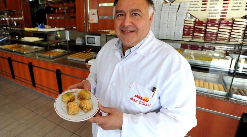 Baklavacı Nejat G&uuml;ll&uuml;: New York'a T&uuml;rk Simidi Yediriyoruz