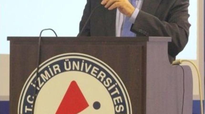 Milletvekili Y&uuml;ksel İzmir &Uuml;niversitesi&rsquo;ne Konuk Oldu
