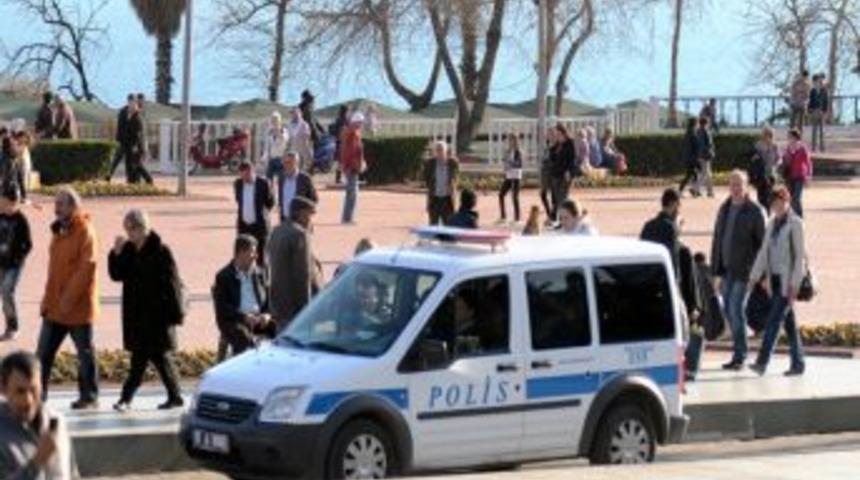 Antalya'da Turizm Sezonu Boyunca G&uuml;venlik &Ouml;nlemleri Artırıldı