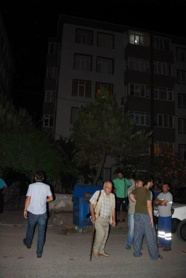 Epilepsi Hastası Gen&ccedil; Kız Balkondan D&uuml;şt&uuml; 1