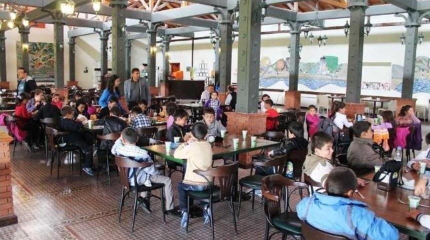 &lsquo;ilkokul &Ouml;ğrencileri 2013 T&uuml;rk D&uuml;nyası K&uuml;lt&uuml;r Başkentini Geziyor&rsquo; Etkinliği