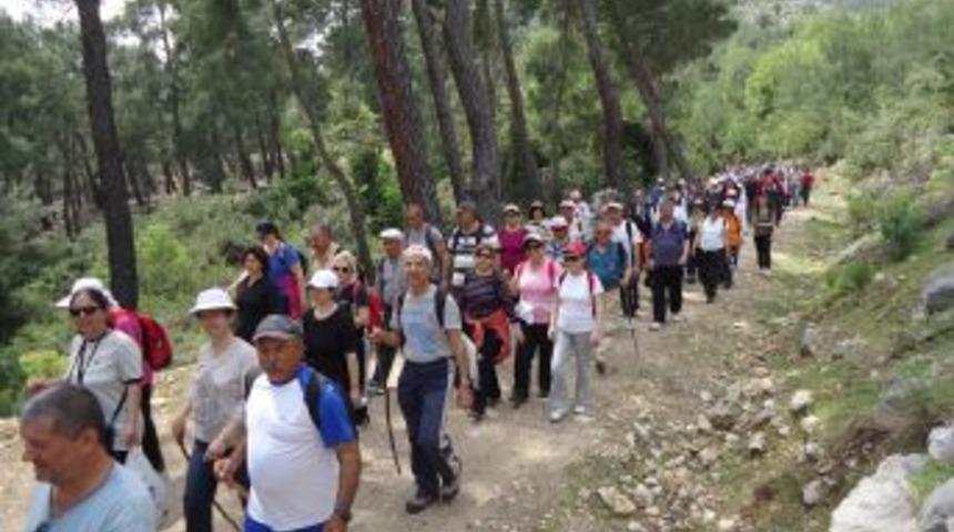 Sporseverler 9 Kilometre Y&uuml;r&uuml;yecek