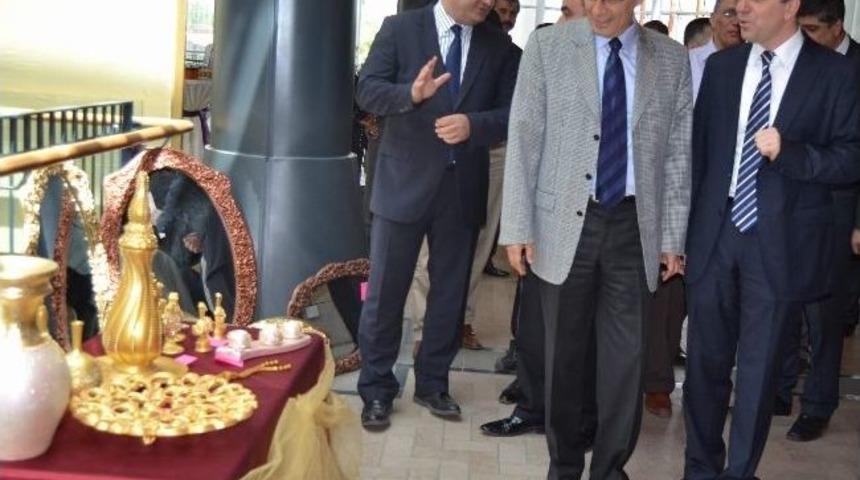 Kayseri Eğitim Ve Araştırma Hastanesi Başhekimi İbrahim &Ouml;zcan: