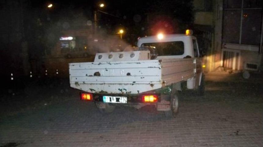 Belediye Sinek İla&ccedil;lamalarına Başladı