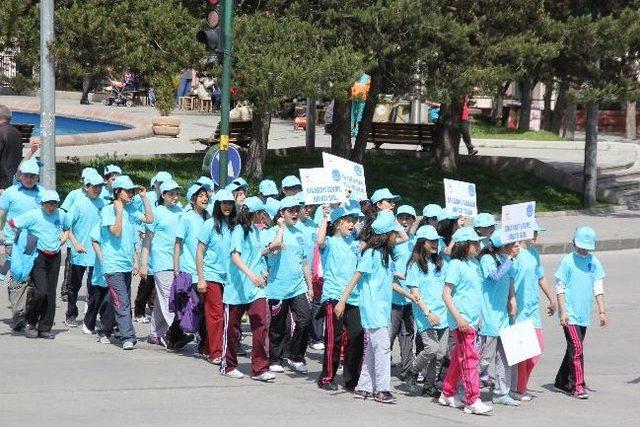 Erzurum’da “dünya Tütünsüz Günü” Yürüyüşü