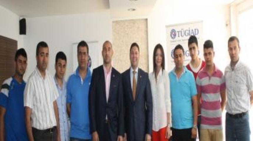 Akdeniz Oyunları &Ouml;ncesi Meslek Gruplarına İngilizce Kursu Verildi