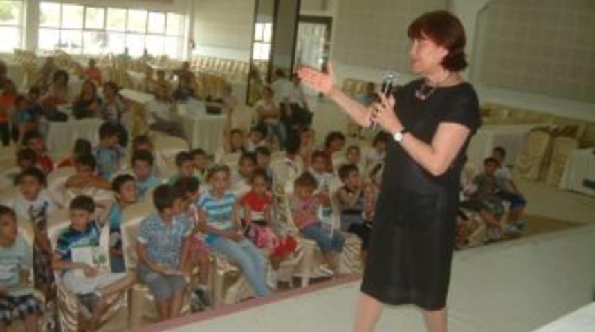 Burhaniye&rsquo;de Okur Yazar Buluşması