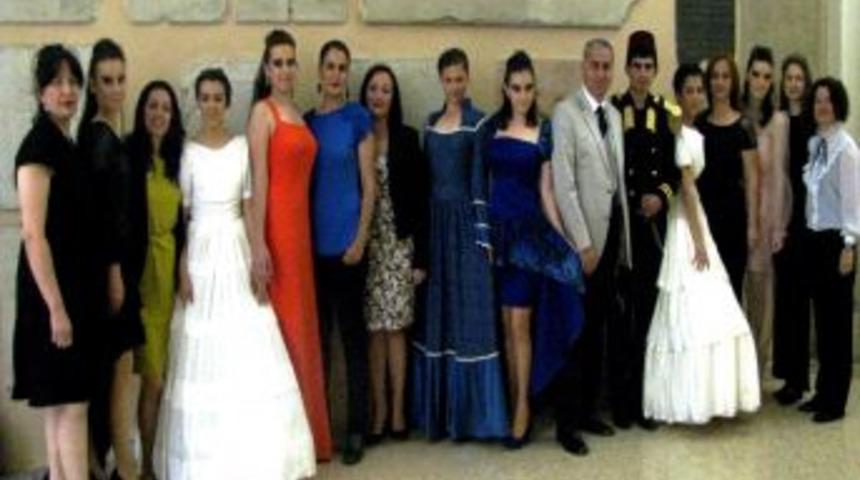 D&ouml;rt&ccedil;elik'ten İtalya'da AB Projesine Defileli Final