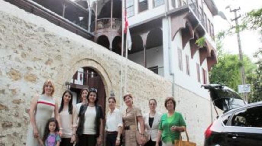 &Ouml;zden: İl&ccedil;elerini Sahiplenen Adana Ilk 4&rsquo;e Girer