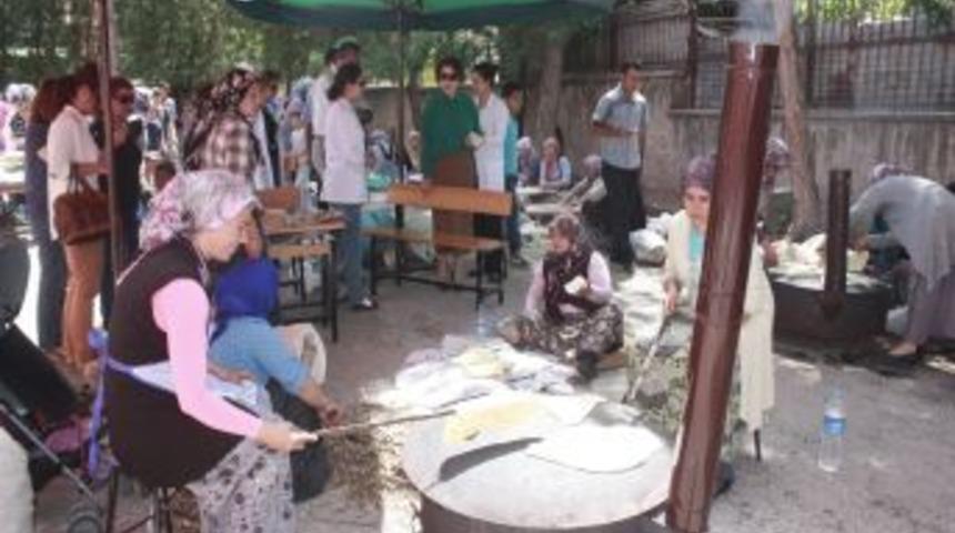 Okul Aile Birliği Ve Velilerden Ortak Kermes