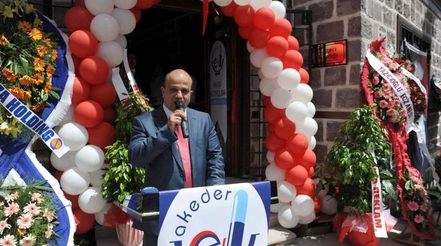 Aktif Eczacılar Derneği, Hamam&ouml;n&uuml;'nde Yeni Binasına Taşındı