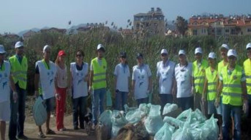 'Akdeniz'i Temiz Tutalım' Kampanyası &Ccedil;er&ccedil;evesinde Fethiye'de Temizlik Yapıldı