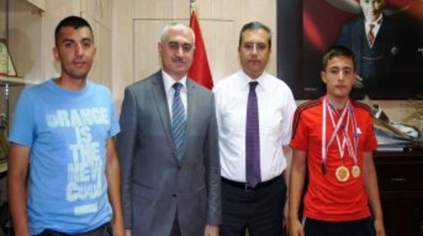 Ciritte T&uuml;rkiye Şampiyonu, Nurel Enver Taner Ortaokulu&rsquo;ndan &Ccedil;ıktı