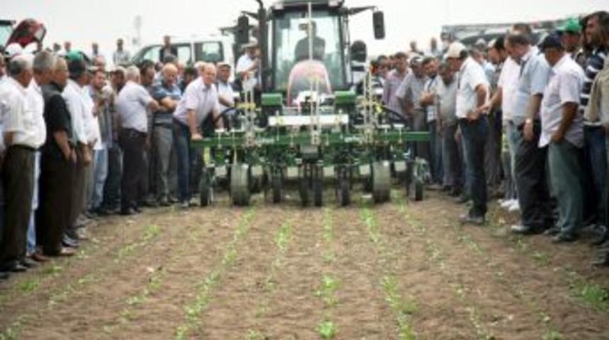 Bilgisayar Ve Kameralı &Ccedil;apa Makinesi