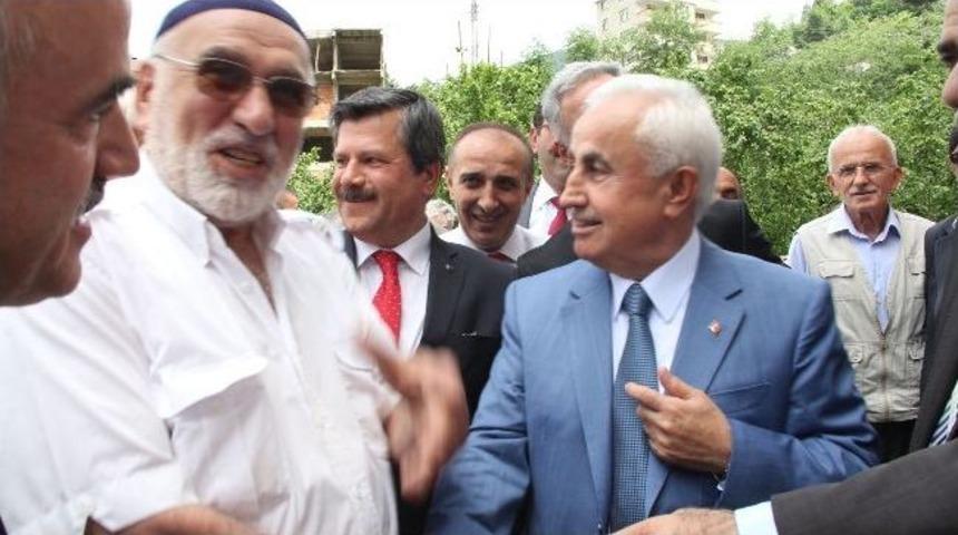 Ayıları Valiye Şikayet Etti, Aldığı Cevaba Şaşırdı