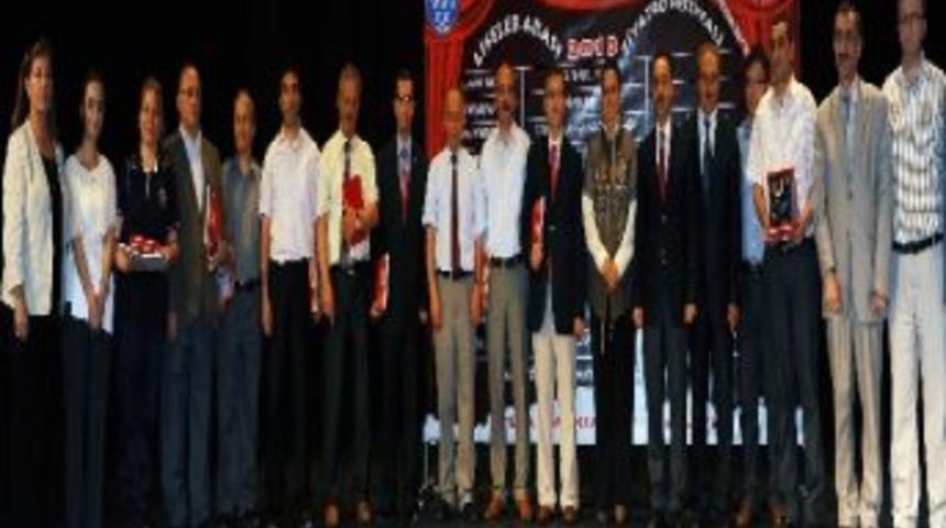 Liselerarası Tiyatro Festivali &Ouml;d&uuml;l T&ouml;reni Yapıldı