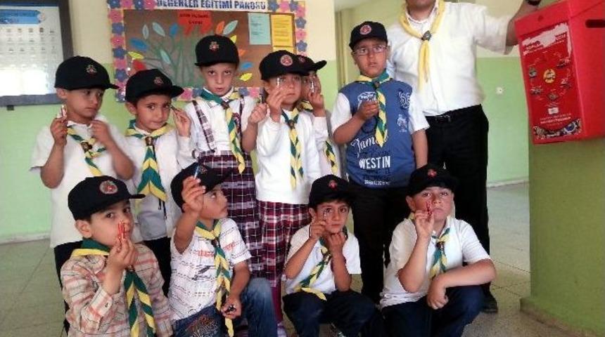 Minik İzciler, Atık Pil Toplama Kampanyasına Katıldı