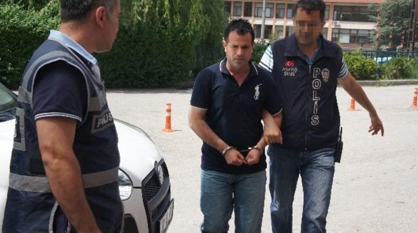 Dolandırıcılara Polis Ge&ccedil;it Vermedi