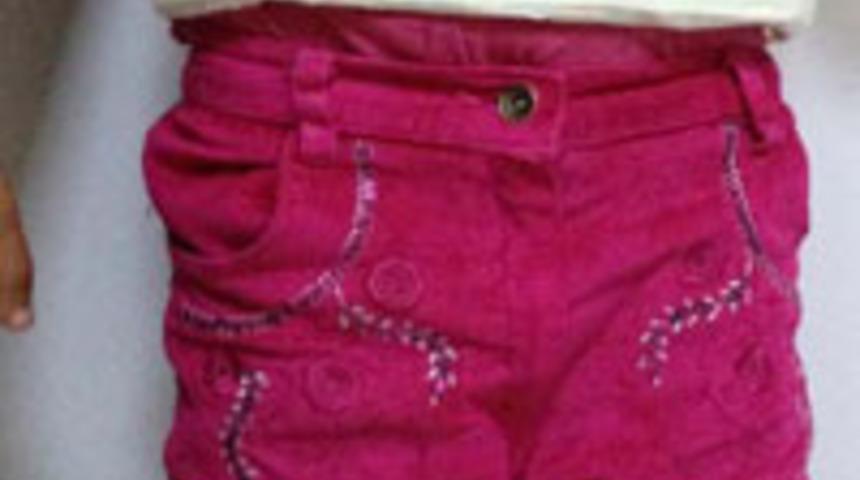 5 yaşındaki kızı kurye olarak kullandılar