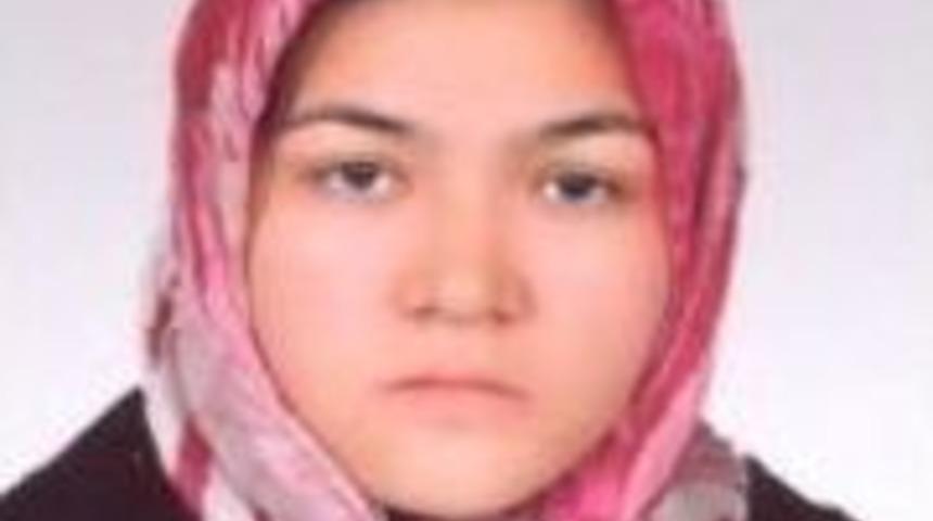 Ailesinden 4 Kişiyi &Ouml;ld&uuml;ren Afgan Gencin Sorgusu S&uuml;r&uuml;yor.