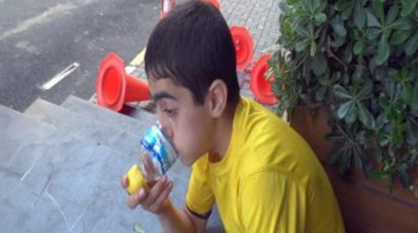 Gazdan Etkilenen &Ccedil;ocuktan Dahiyane &Ccedil;&ouml;z&uuml;m